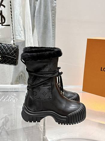 Fortok Louis Vuitton Ruby Flat Ankle Boot Black