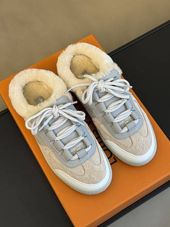 Fortok Louis Vuitton Lou Open Back Sneakers Beige & Grey