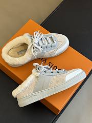 Fortok Louis Vuitton Lou Open Back Sneakers Beige & Grey - 2