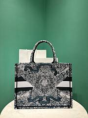 Fortok Dior Lucky Star Embroidery Pattern Book Tote Green 36x18x28cm  - 4