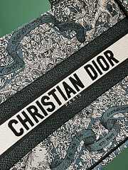 Fortok Dior Lucky Star Embroidery Pattern Book Tote Green 36x18x28cm  - 3