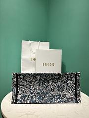Fortok Dior Lucky Star Embroidery Pattern Book Tote Green 36x18x28cm  - 6