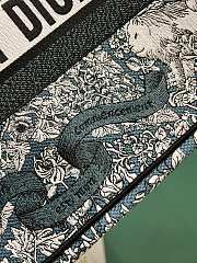 Fortok Dior Lucky Star Embroidery Pattern Book Tote Green 36x18x28cm  - 5