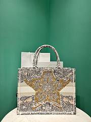 Fortok Dior Lucky Star Embroidery Pattern Book Tote Yellow 36x18x28cm  - 4
