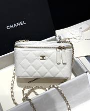 Fortok Chanel 23C Caviar Vanity Case White 16.5x8x10cm - 1