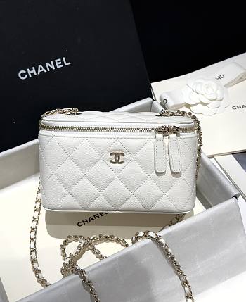 Fortok Chanel 23C Caviar Vanity Case White 16.5x8x10cm