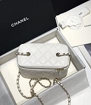 Fortok Chanel 23C Caviar Vanity Case White 16.5x8x10cm - 4