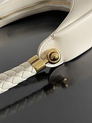 Fortok Bottega Veneta Hula Hoop Shoulder Bag White 794902 28x27x6cm - 6