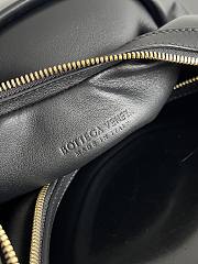 Fortok Bottega Veneta Hula Hoop Shoulder Bag Black 794902 28x27x6cm - 6