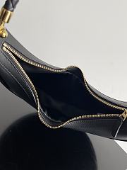 Fortok Bottega Veneta Hula Hoop Shoulder Bag Black 794902 28x27x6cm - 5