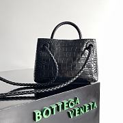 Fortok Bottega Veneta Andiamo Crocodile Leather Bag Black 777614 22x9x15.5cm - 4