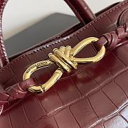 Fortok Bottega Veneta Andiamo Crocodile Leather Bag Burgundy 777614 22x9x15.5cm - 2