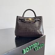 Fortok Bottega Veneta Andiamo Crocodile Leather Bag Dark Brown 777614 22x9x15.5cm - 1