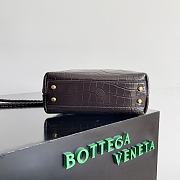 Fortok Bottega Veneta Andiamo Crocodile Leather Bag Dark Brown 777614 22x9x15.5cm - 2