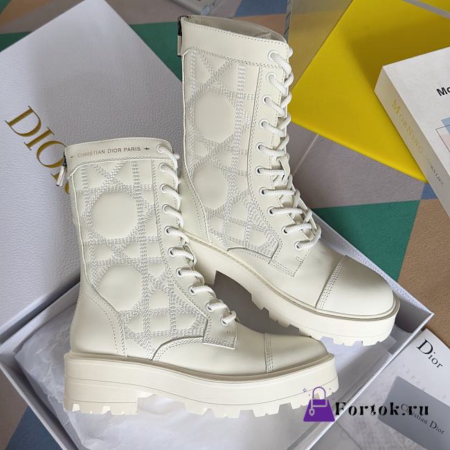 Fortok Dior D-Unit Ankle Boot White Quilted Cannage Calfskin - 1