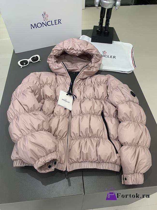 Fortok Moncler Feminine Caterpillar Short Down Jacket Pink - 1
