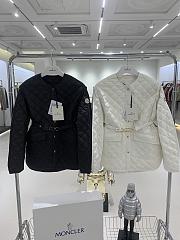 Fortok Moncler Corinto Short Down Jacket White / Black  - 2