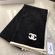 Fortok Chanel Wavy Crochet Cashmere Scarf Black & White 180×60cm - 5
