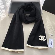 Fortok Chanel Wavy Crochet Cashmere Scarf Black & White 180×60cm - 3