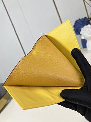 Fortok Louis Vuitton Passport Holder Brown & Yellow M12221 10x14x2.5cm - 4