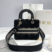 Fortok Dior Lady Five-grid Princess Diana Furry Bag Black 24x20x11cm - 4