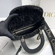 Fortok Dior Lady Five-grid Princess Diana Furry Bag Black 24x20x11cm - 2