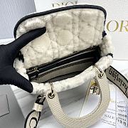 Fortok Dior Lady Five-grid Princess Diana Furry Bag Black & White 24x20x11cm - 3