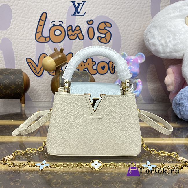 Fortok Louis Vuitton Capucines Mini Taurillon Leather White & Blue M25339 21x14x8cm - 1