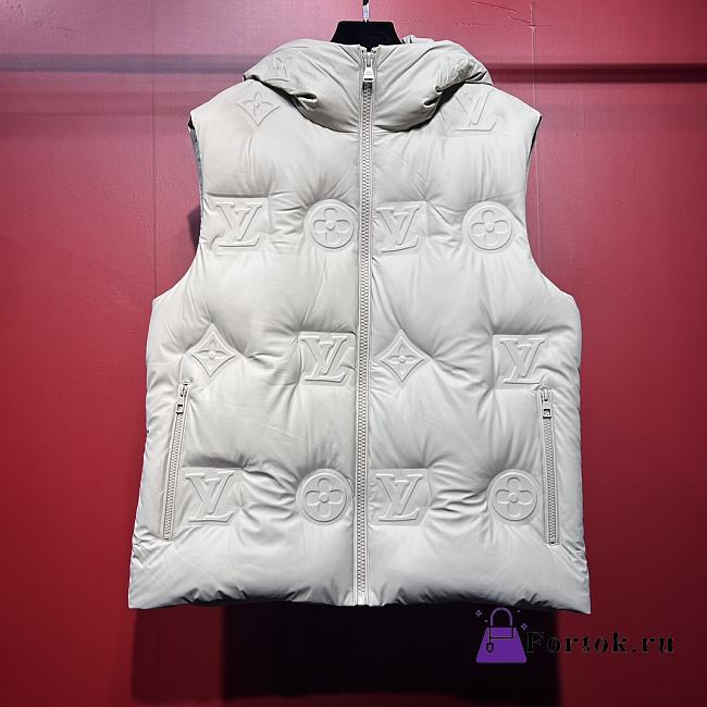 Fortok Louis Vuitton Embossed Logo Padded Down Vest White - 1