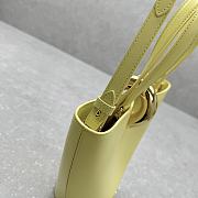 Fortok Jacquemus Le Petit Bambola Yellow Leather Bag 10×20cm  - 5
