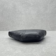 Fortok Lemaire Medium Croissant Bag Black Soft Nappa Leather 46x22x7cm - 6