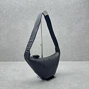 Fortok Lemaire Medium Croissant Bag Black Soft Nappa Leather 46x22x7cm - 4