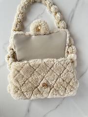 Fortok Chanel Flap Bag Fleece & Gold Plated Metal Beige 24x14x7cm - 2