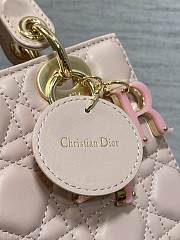 Fortok Dior Lady Bag Pink With Gold-plated Metal Chain Strap And Brown O-shaped Design - 2