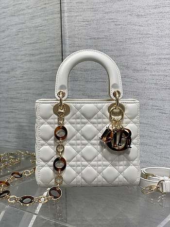 Fortok Dior Lady Bag White With Gold-plated Metal Chain Strap And Brown O-shaped Design