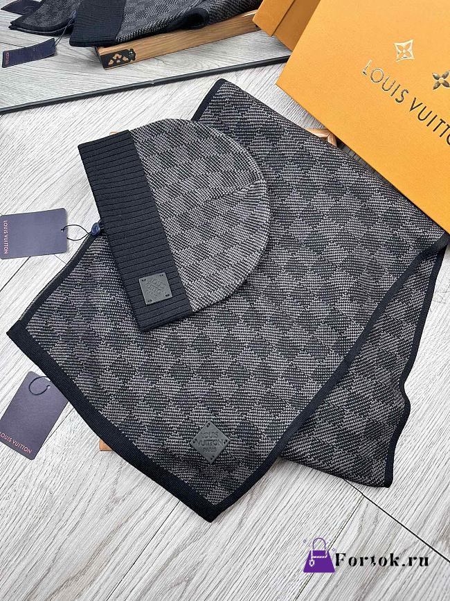 Fortok Louis Vuitton Damier Hat + Scarf Set Dark Grey  - 1