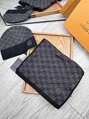 Fortok Louis Vuitton Damier Hat + Scarf Set Dark Grey  - 4