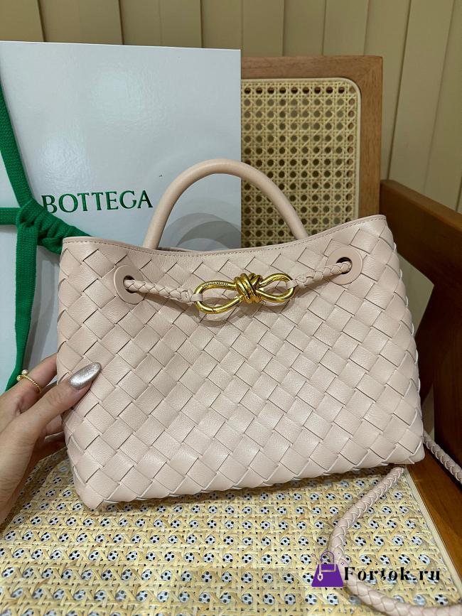 Fortok Bottega Veneta Light Pink Small Andiamo Bag 25x22x10cm - 1