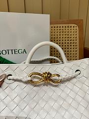 Fortok Bottega Veneta White Small Andiamo Bag 25x22x10cm - 5