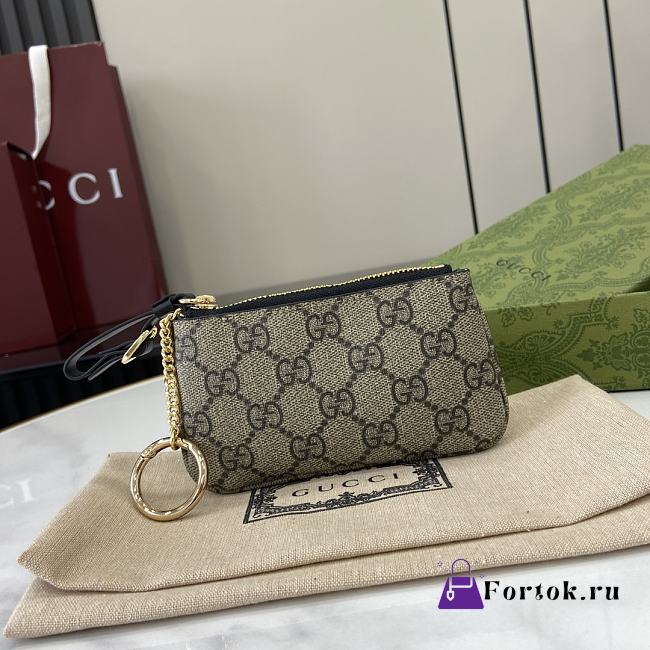 Fortok Gucci GG Emblem Key Case Beige & Black 819113 12x.7.5cm - 1
