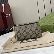Fortok Gucci GG Emblem Key Case Beige & Black 819113 12x.7.5cm - 1
