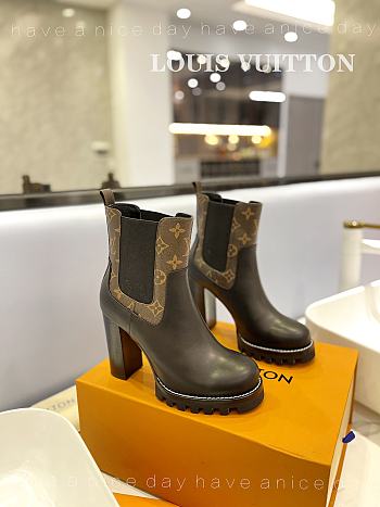 Fortok Louis Vuitton Black Square Toe Boot