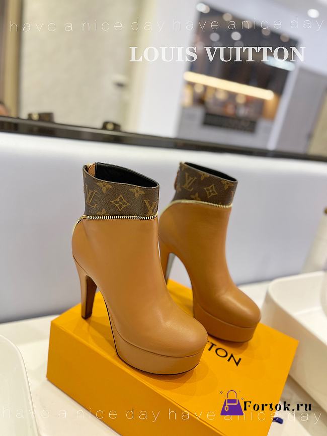 Fortok Louis Vuitton Afterglow Platform Ankle Boot Brown - 1