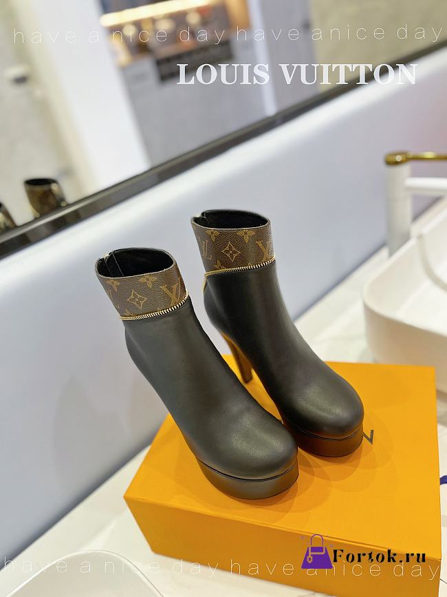Fortok Louis Vuitton Afterglow Platform Ankle Boot Black - 1