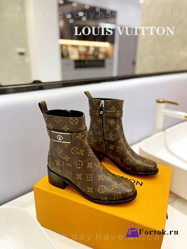 Fortok Louis Vuitton Martin Boots Brown Monogram  - 1