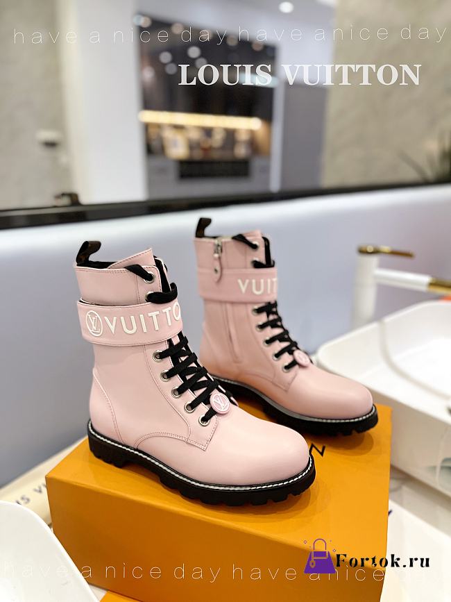 Fortok Louis Vuitton Flat Rangers Boots Pink - 1