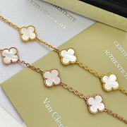Fortok Van Cleef & Arpels White Four-leaf Clover Bracelet in Gold/Rose Gold - 4