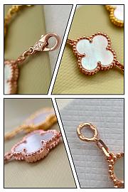 Fortok Van Cleef & Arpels White Four-leaf Clover Bracelet in Gold/Rose Gold - 5
