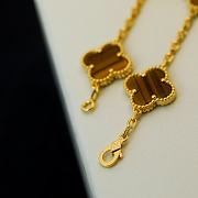 Fortok Van Cleef & Arpels Gold Four-leaf Clover Bracelet in Gold - 5