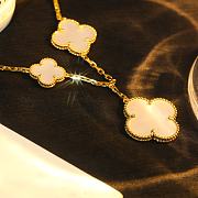 Fortok Van Cleef & Arpels White Magic Alhambra Bracelet In Gold - 3